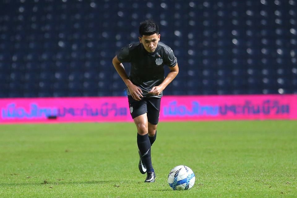 ยศวรรธน์ มนทา