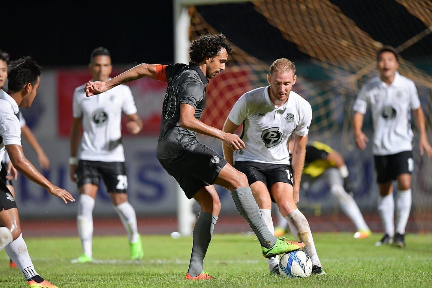 บุรีรัมย์ ยูไนเต็ด - พีที ประจวบ เอฟซี