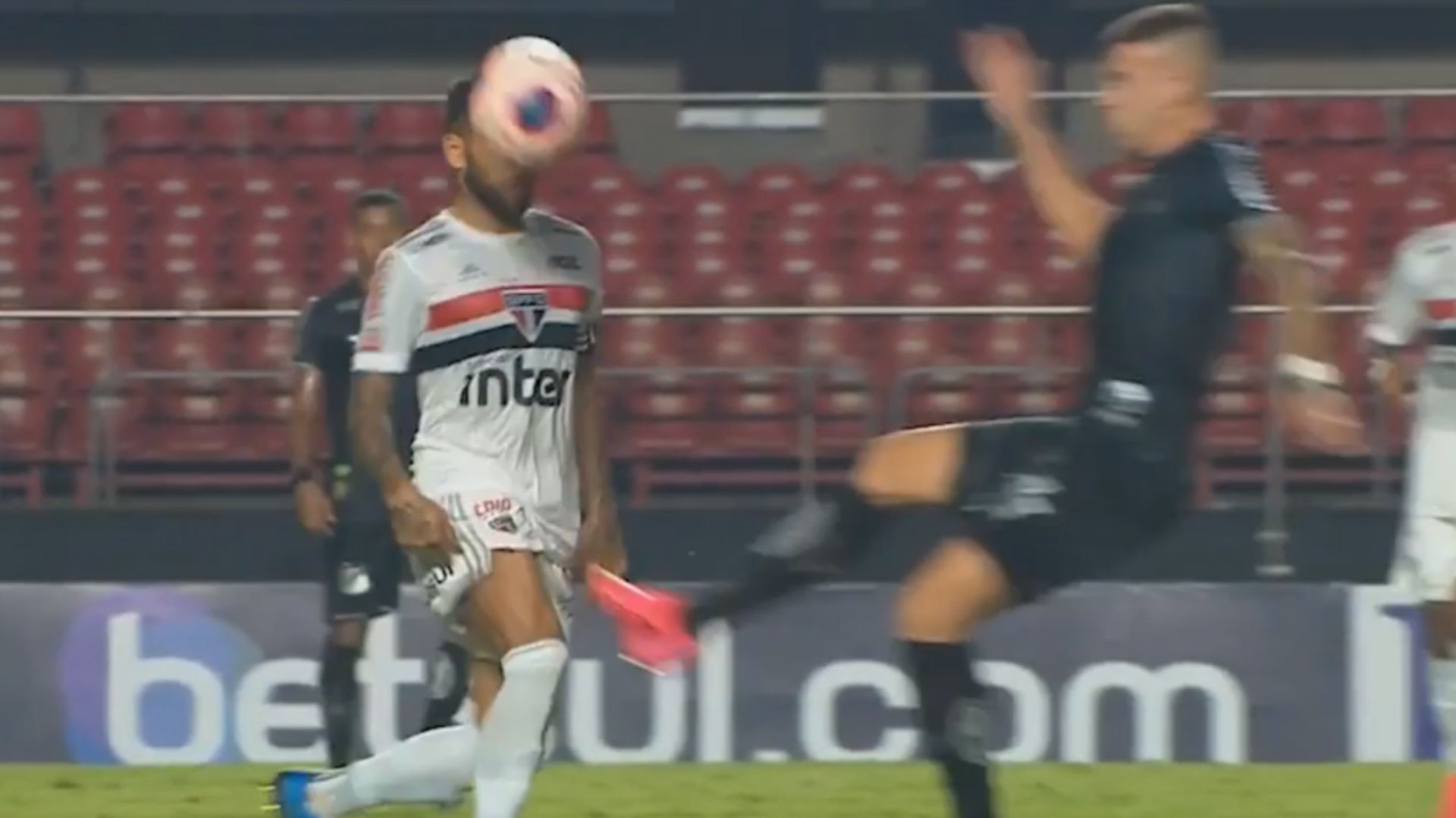 Dani Alves Sao Paulo GFX