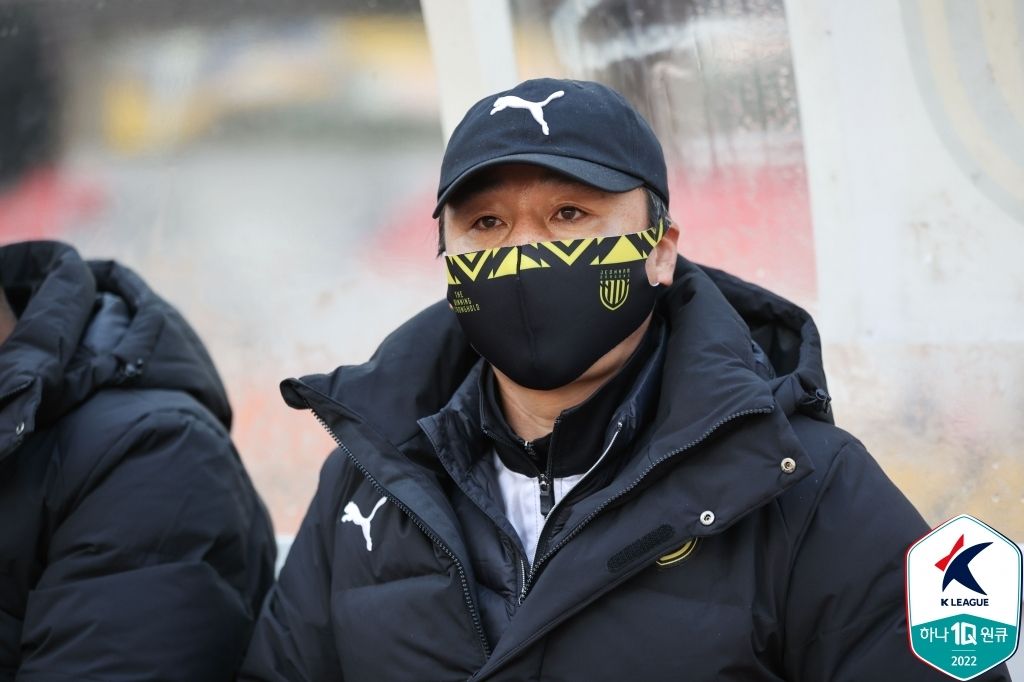 전남 전경준 감독