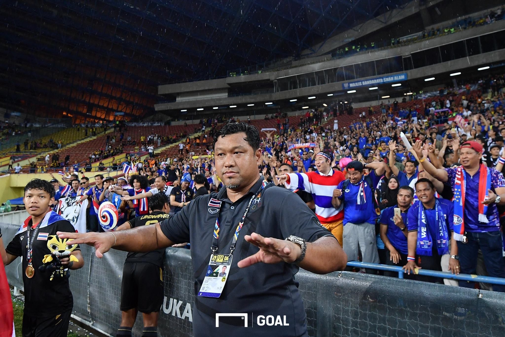 วรวุธ ศรีมะฆะ