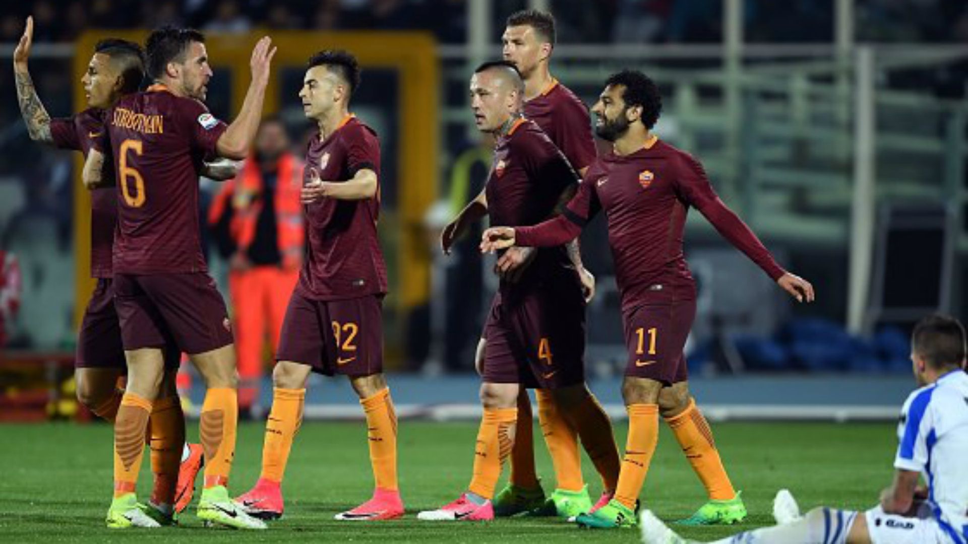 Radja Nainggolan Kevin Strootman Pescara Roma Serie A
