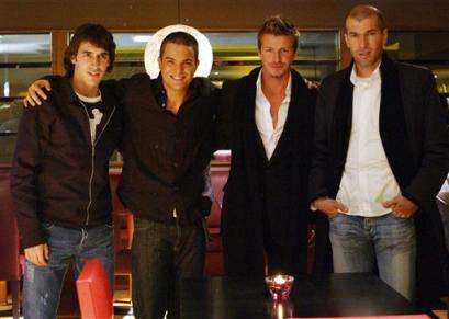 Kuno Becker with Zidane, Beckham and Raúl