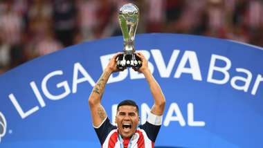 Carlos Salcido campeón Clausura 2017