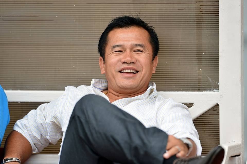 สะสม พบประเสริฐ