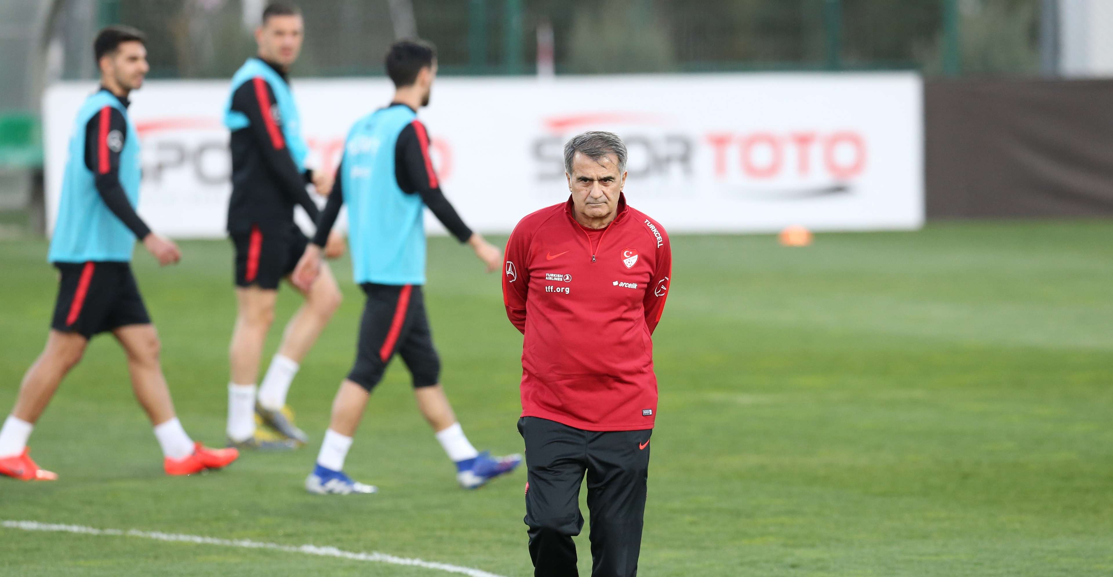 Senol Gunes Turkey Coach