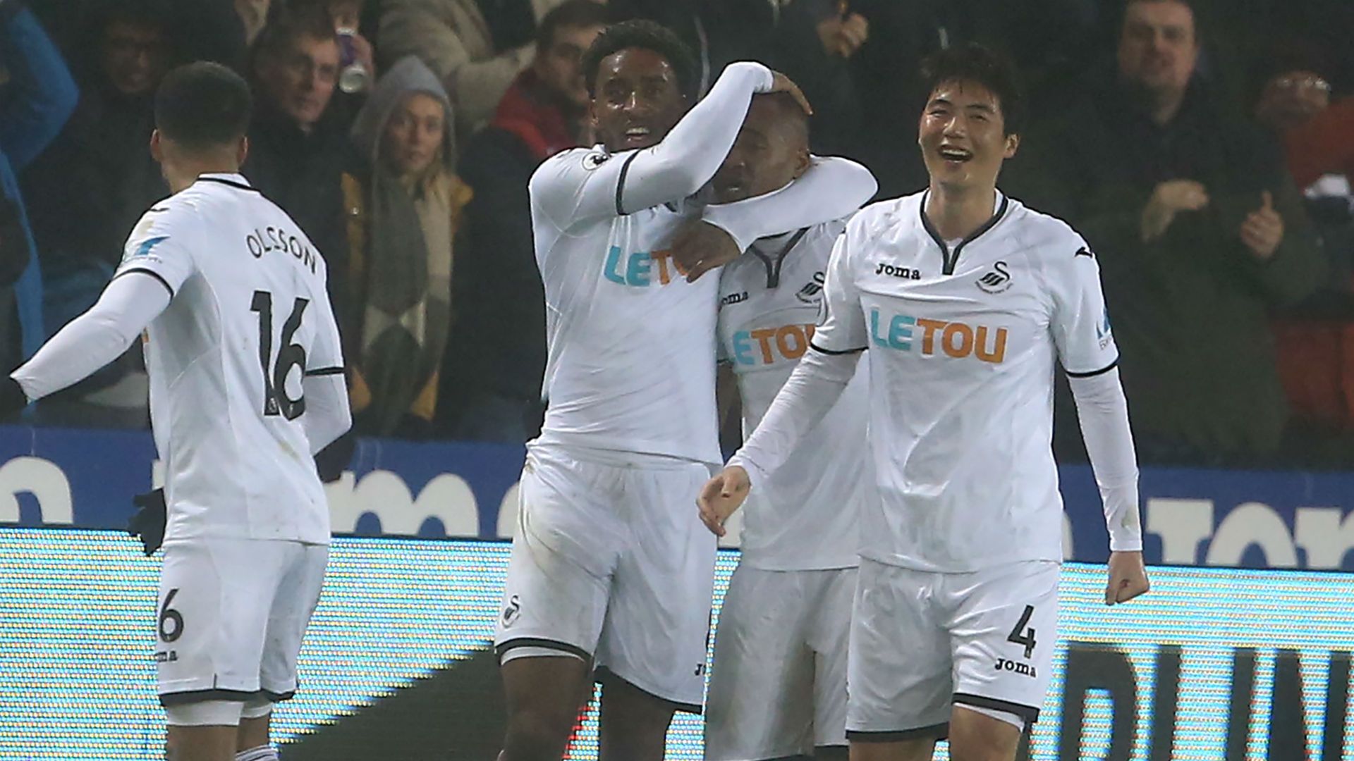 Jordan Ayew Swansea Arsenal Premier League