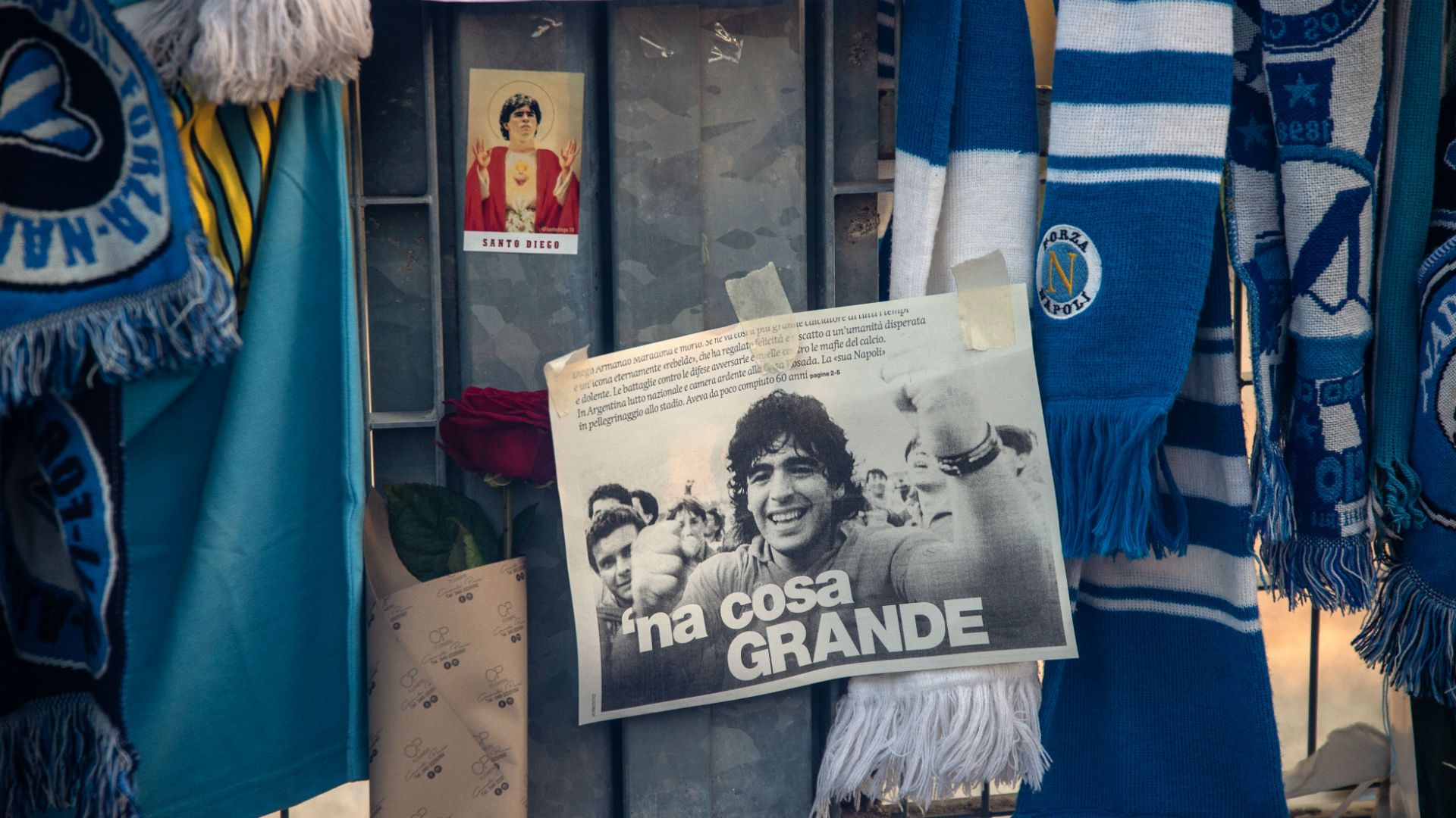 Napoli fans Maradona San Paolo