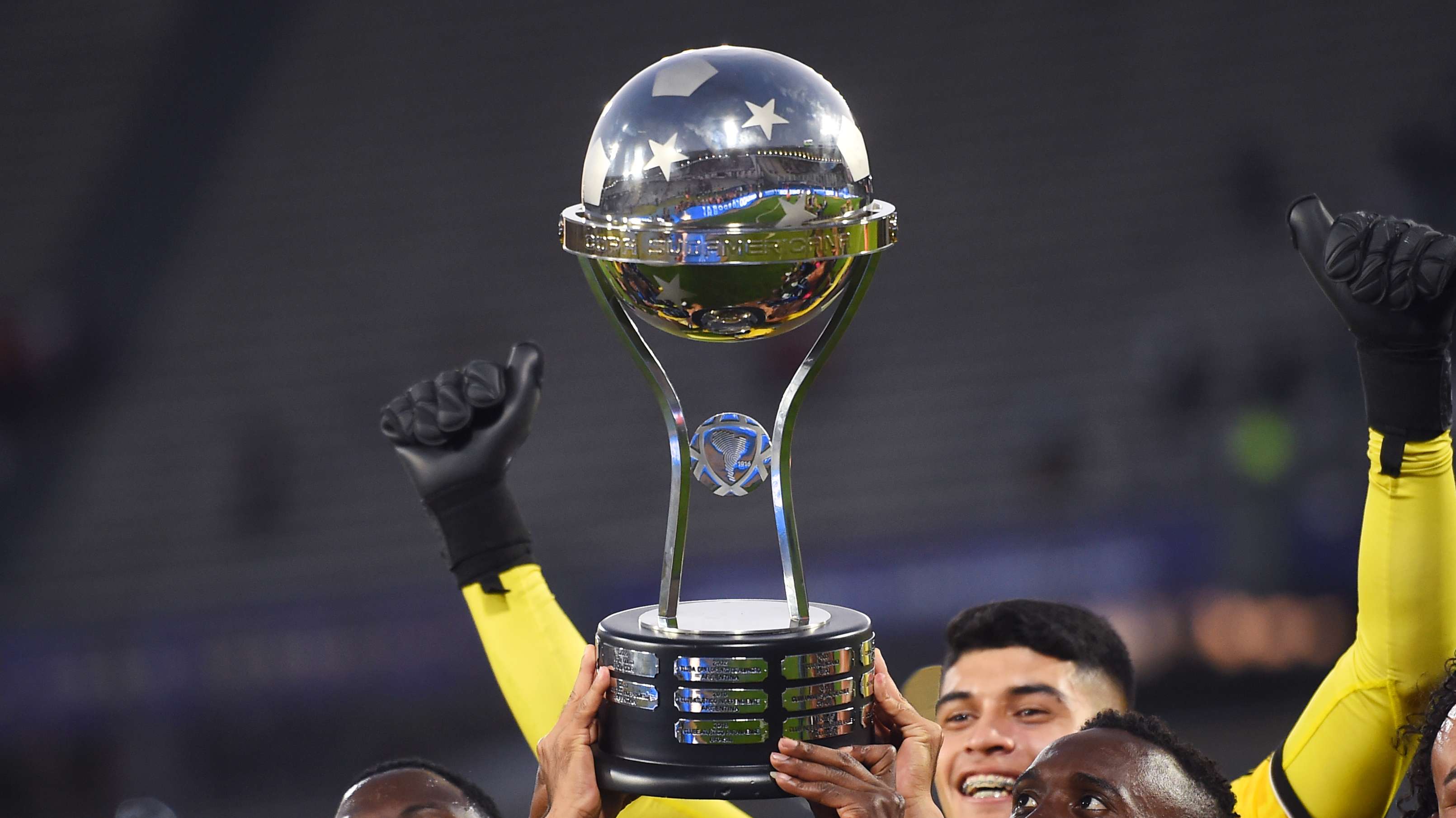 Troféu Copa Sul-Americana 2022