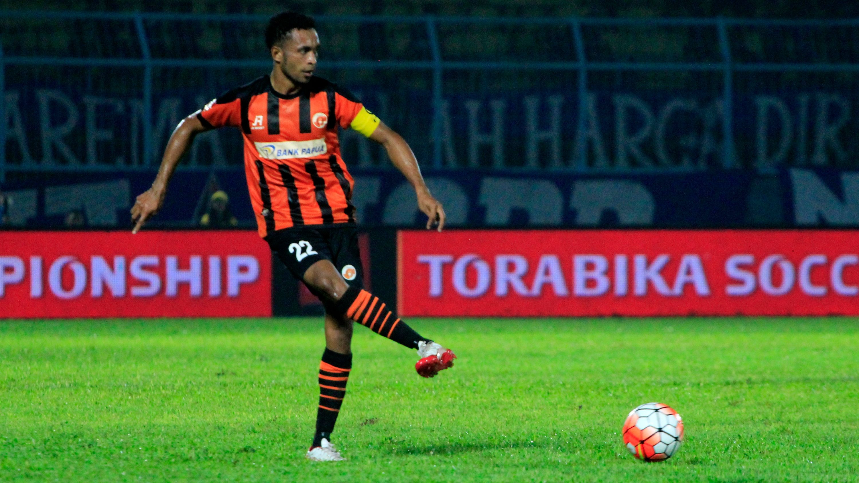 Arthur Barrios Bonai - Perseru Serui