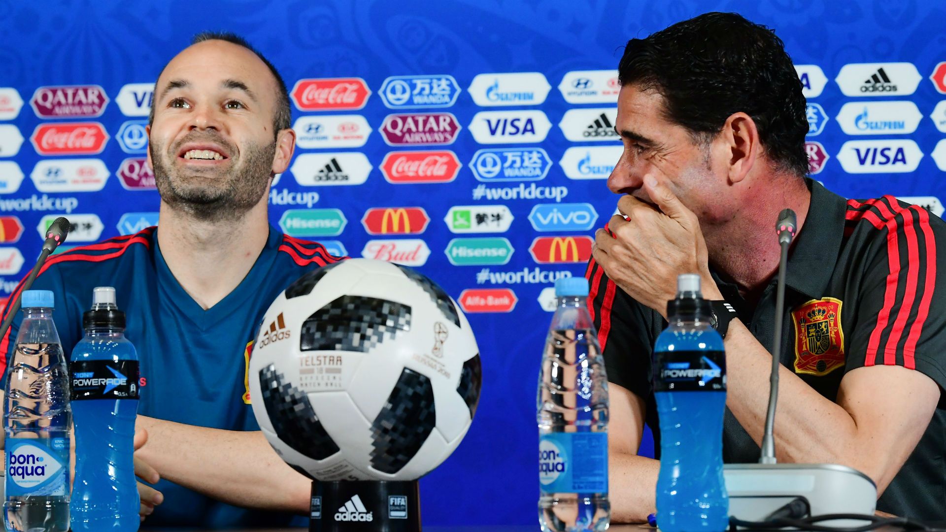 Iniesta Hierro Espanha 19 06 2018