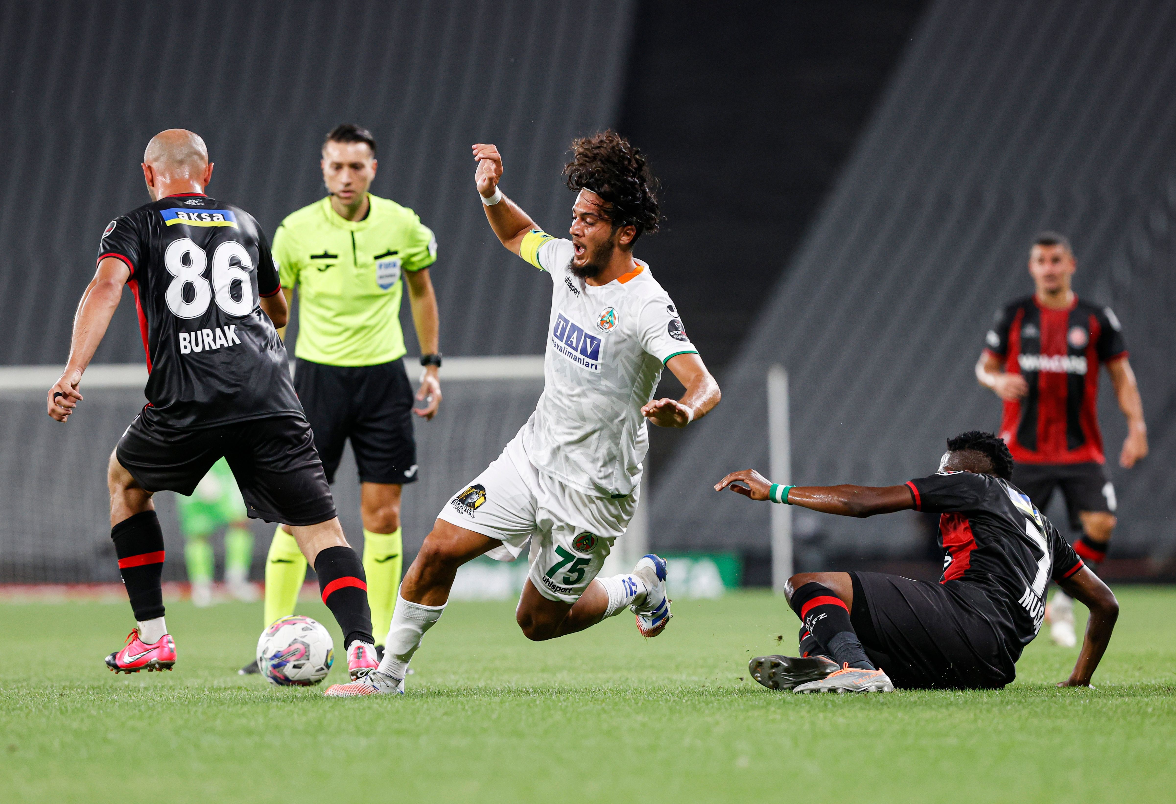 Tayfur Bingöl, Beşiktaş