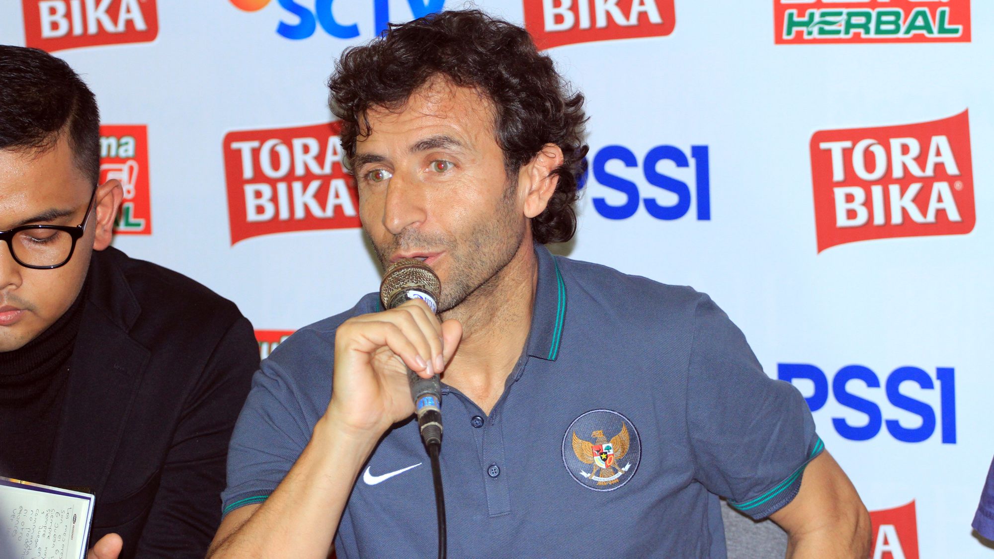 Luis Mila - Indonesia