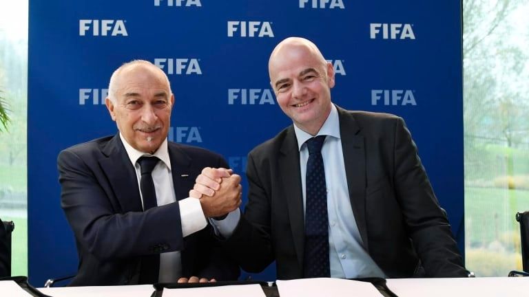 FIFA Gianni Infantino - FIFPro Philippe Piat