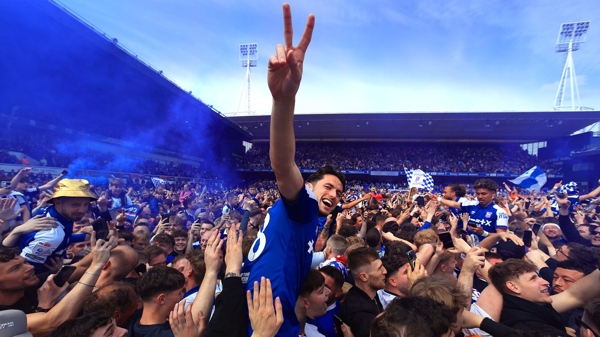 イプスウィッチが22年ぶりプレミア昇格！中山雄太と三好康児の2クラブ