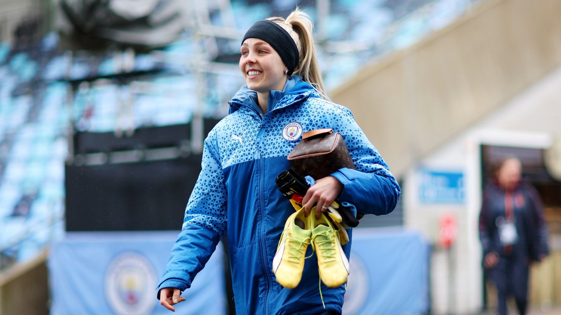 Ellie Roebuck Man City Women 2023-24