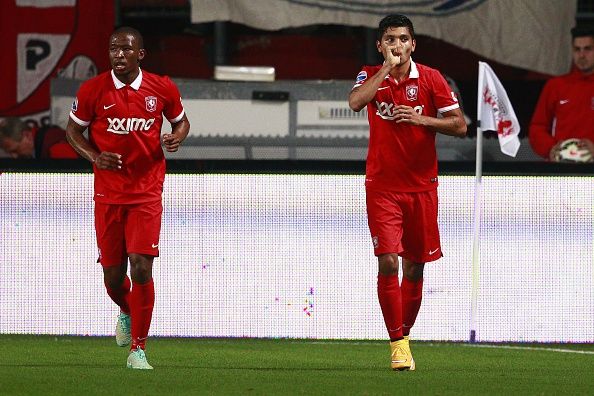 Tecatito Corona- Twente