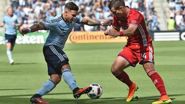 Dom Dwyer Matt Hedges MLS 06192017