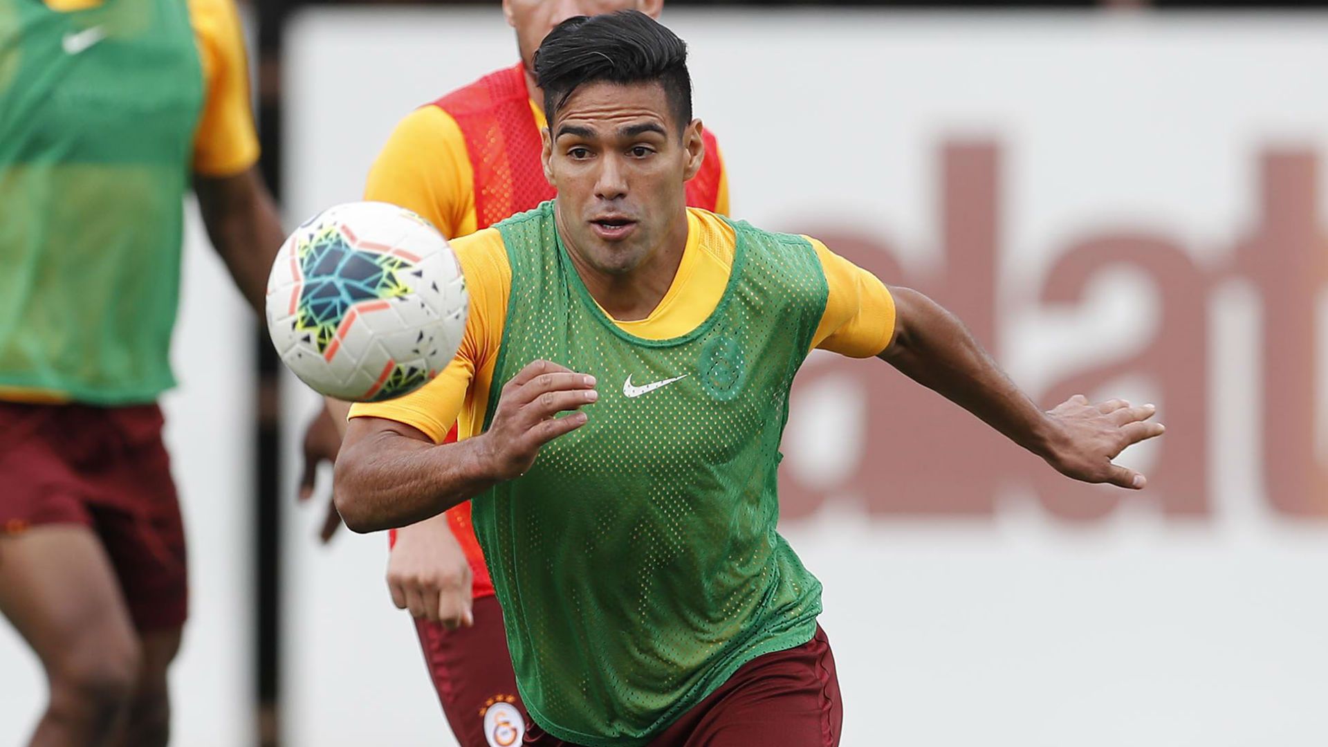 Radamel Falcao Galatasaray entrenamiento 2019