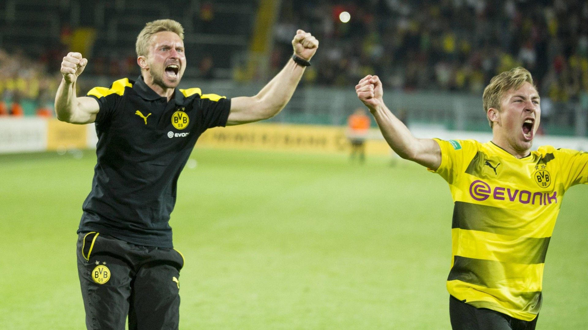 GER ONLY Benjamin Hoffmann BVB U19 Passlack