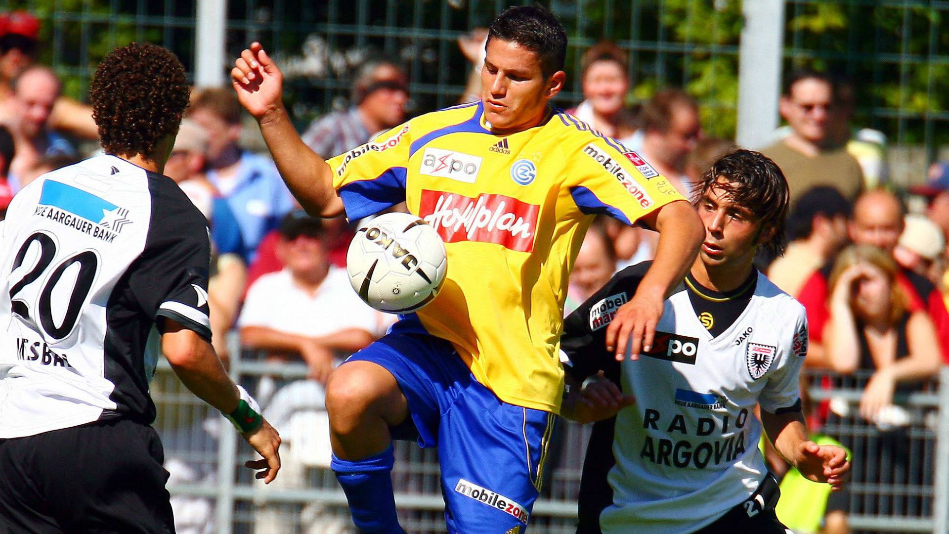 GERMANY ONLY: RAUL BOBADILLA