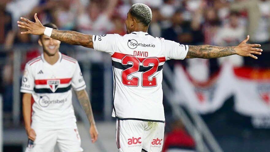 David, atacante do São Paulo