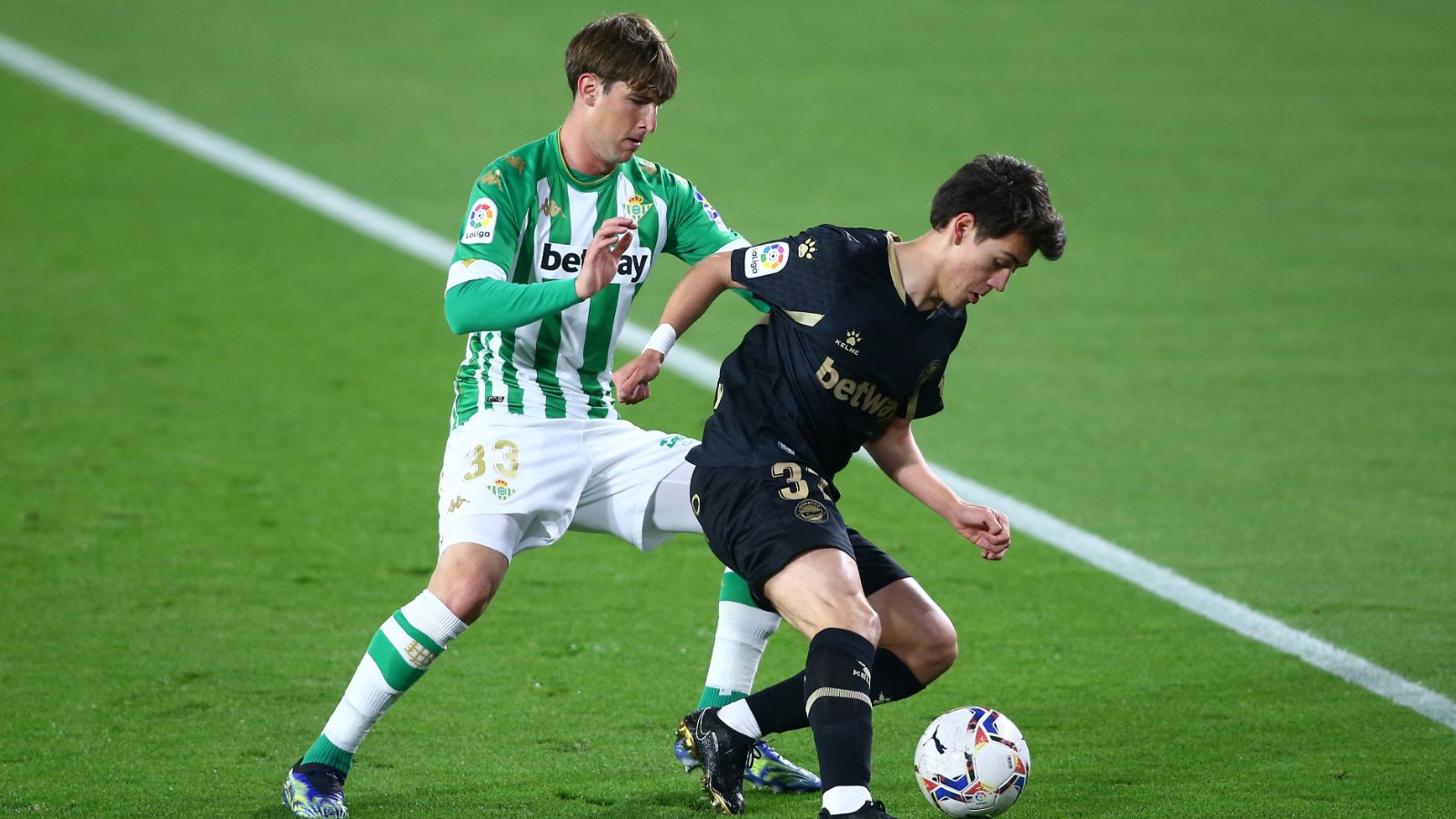 Miranda Betis Alavés LaLiga