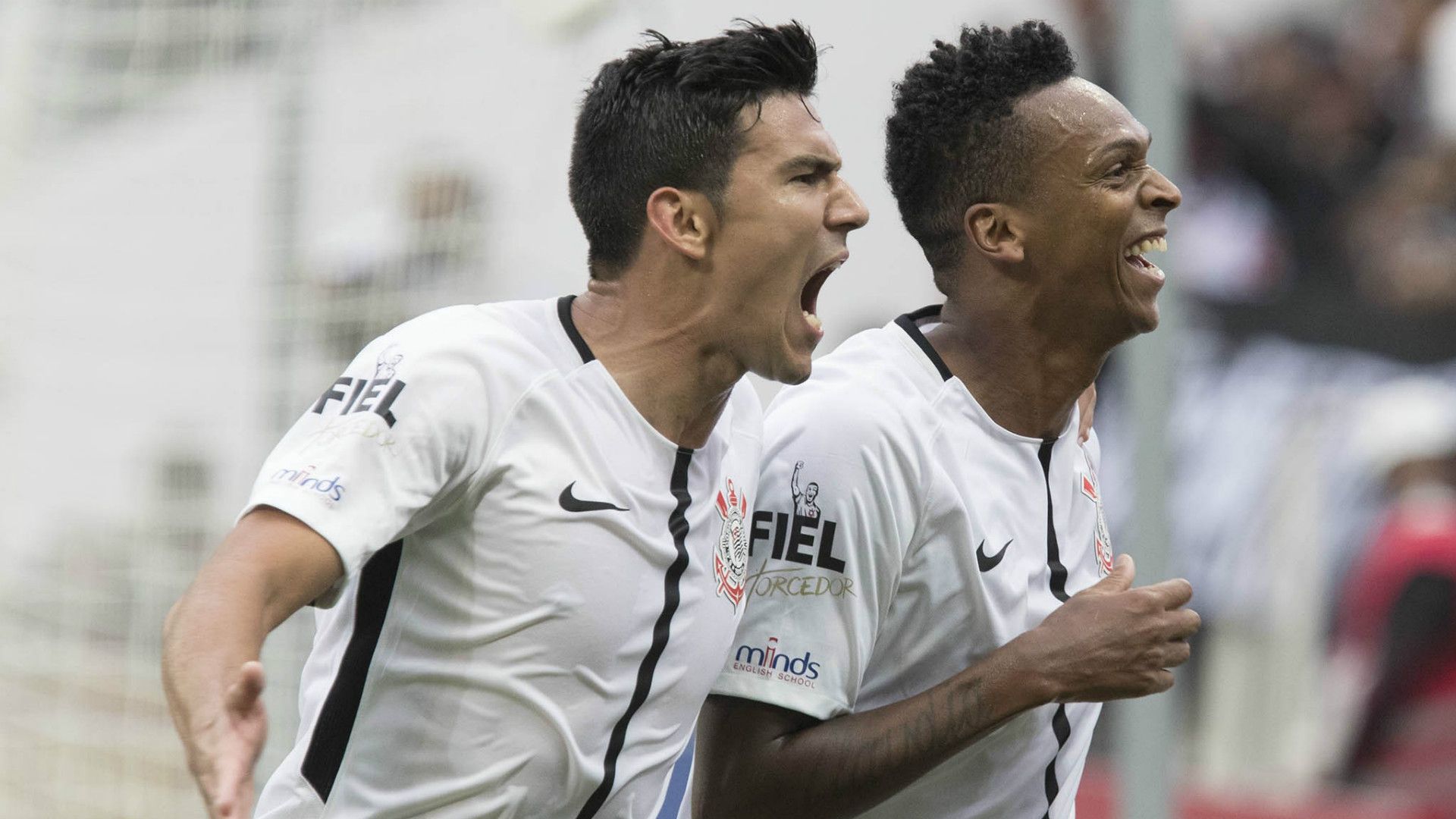 Balbuena e Jô - Corinthians x São Paulo - 23/04/2017