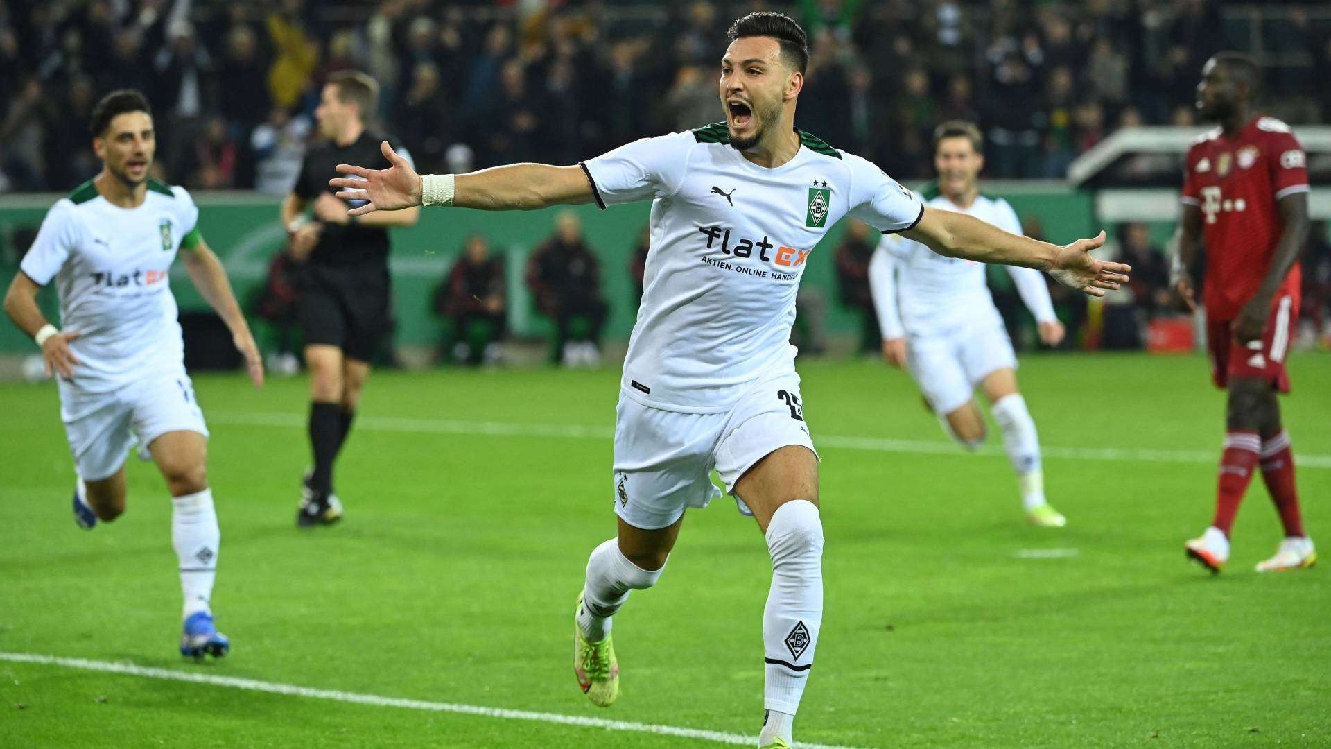 Ramy Bensebaini Borussia Mönchengladbach DFB-Pokal 2021