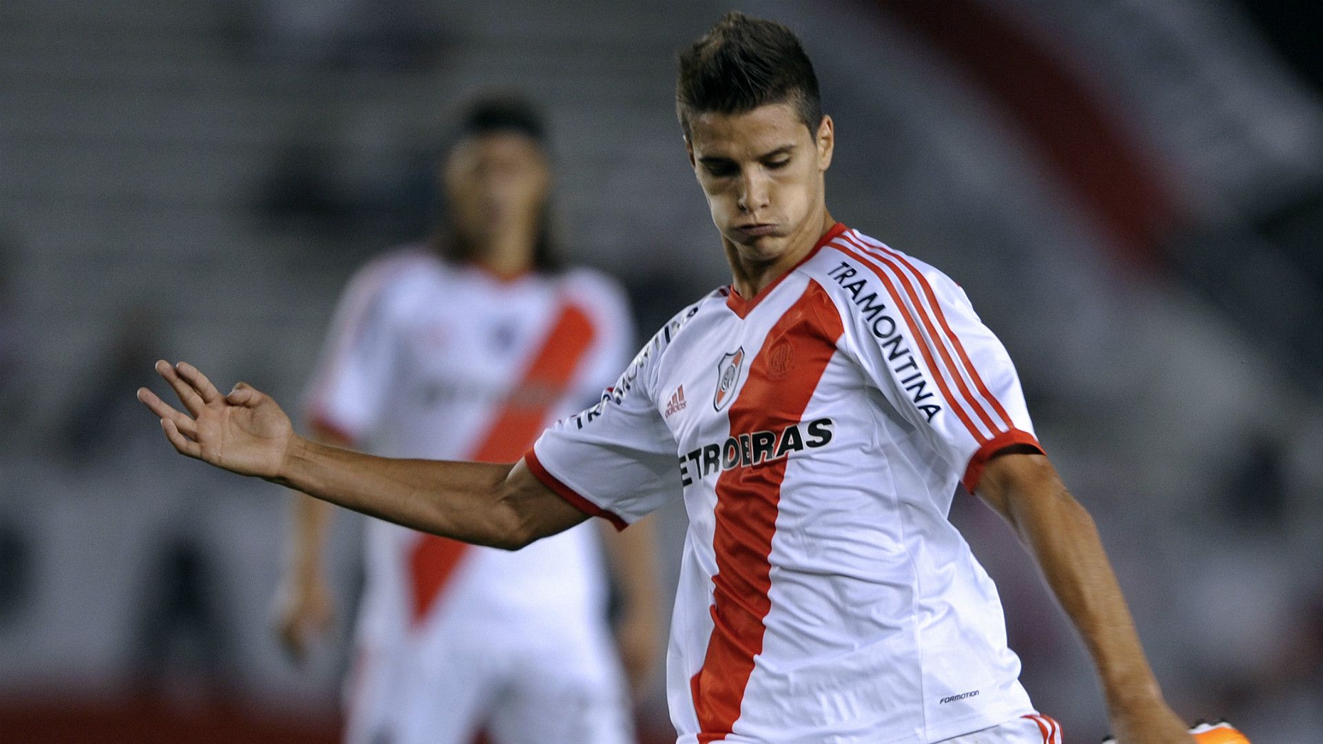 Erik Lamela River Plate Argentino Juniors Argentina First Division 06032011