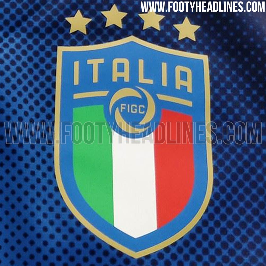 italy-2018-world-cup-crest (2).jpg