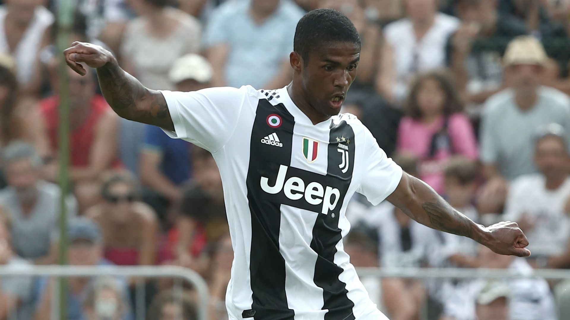 Douglas Costa  Juventus
