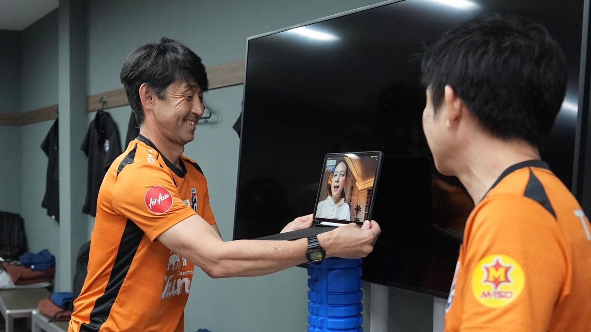 นวลพรรณ ล่ำซำ