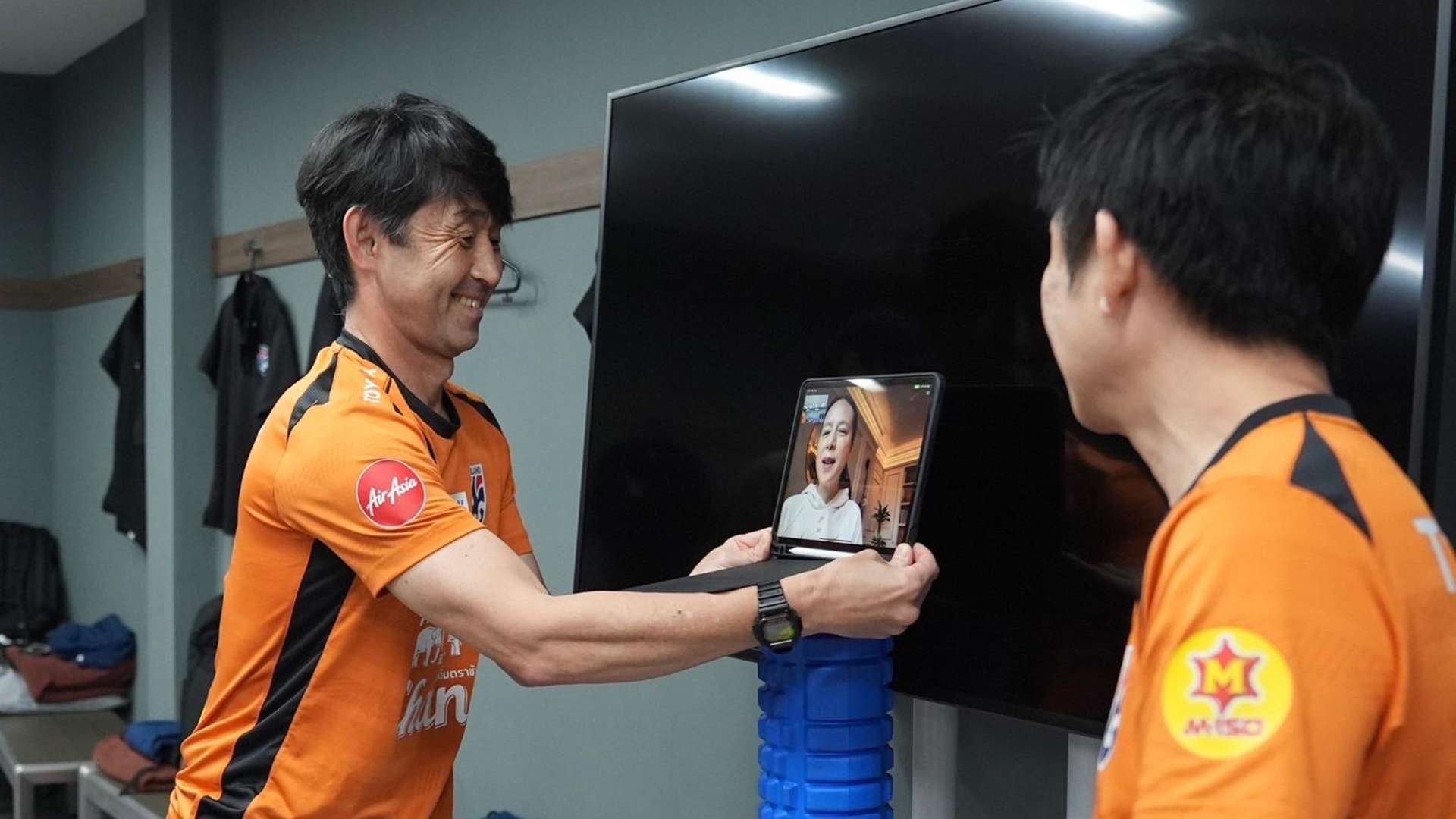 นวลพรรณ ล่ำซำ