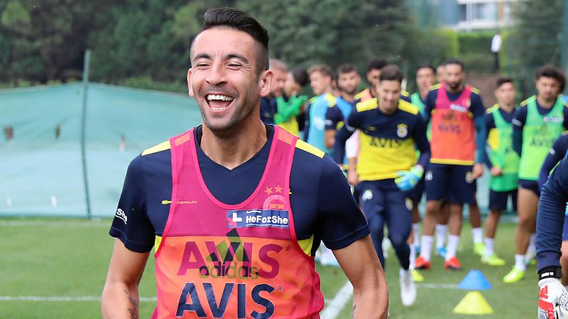 Mauricio Isla Fenerbahce Training 09302019