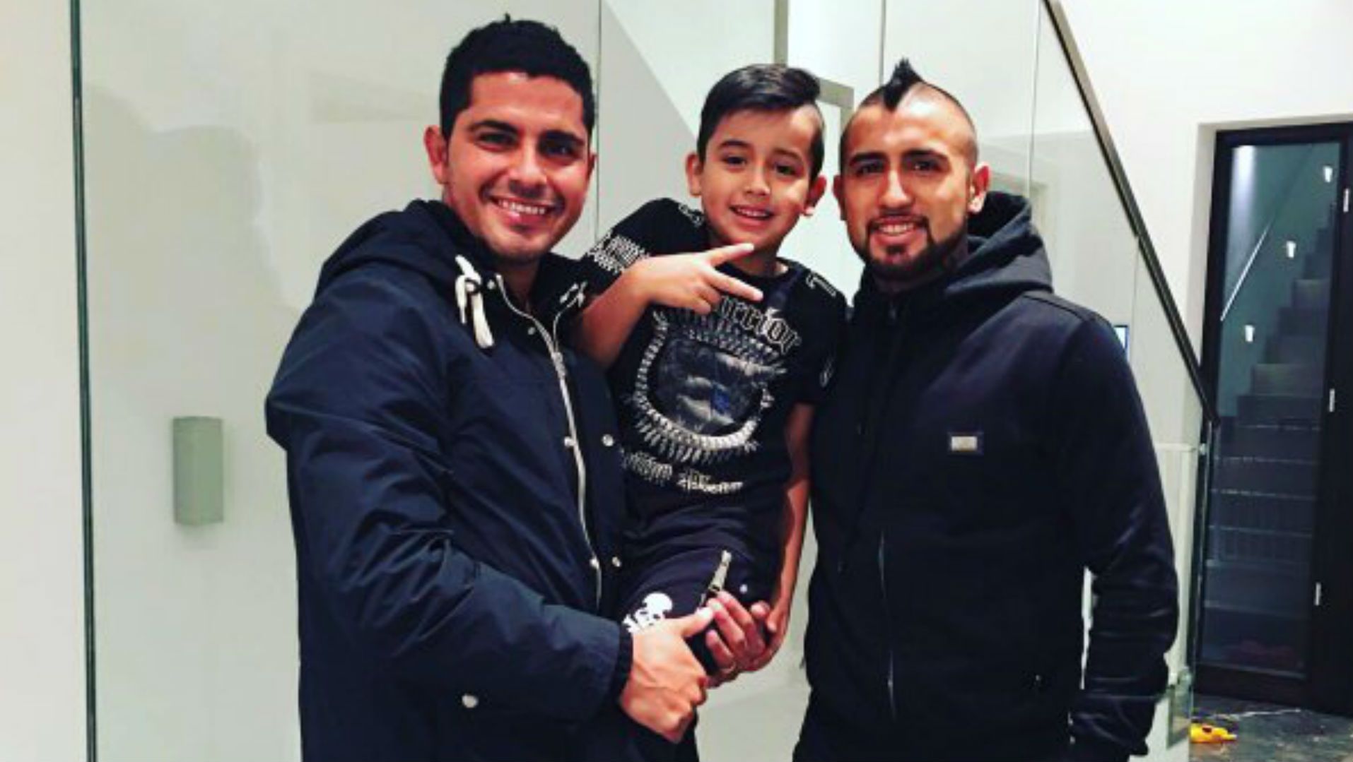 Miguel Riffo y Arturo Vidal en 2016