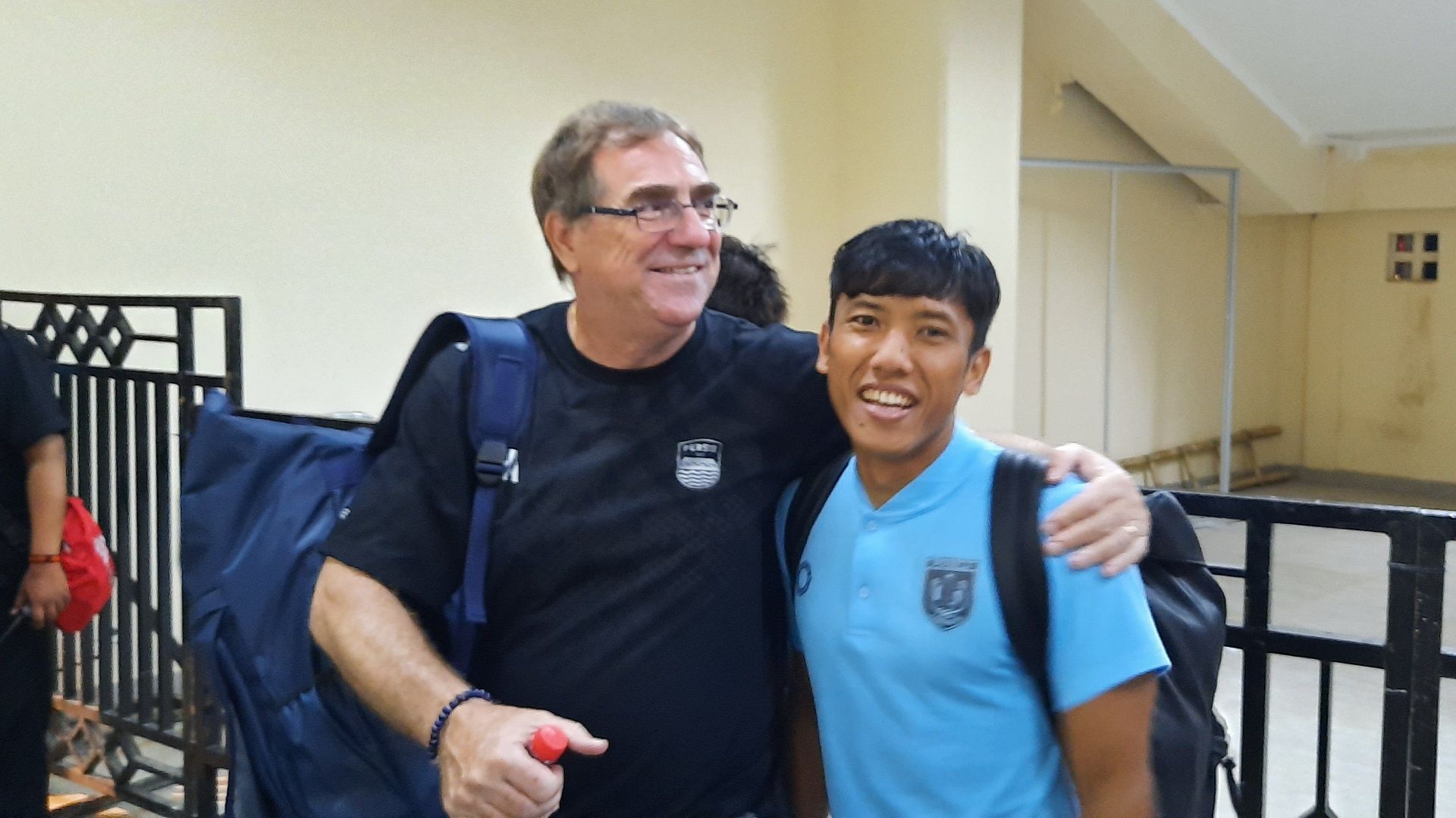 Robert Rene Alberts & Ahmad Bustomi