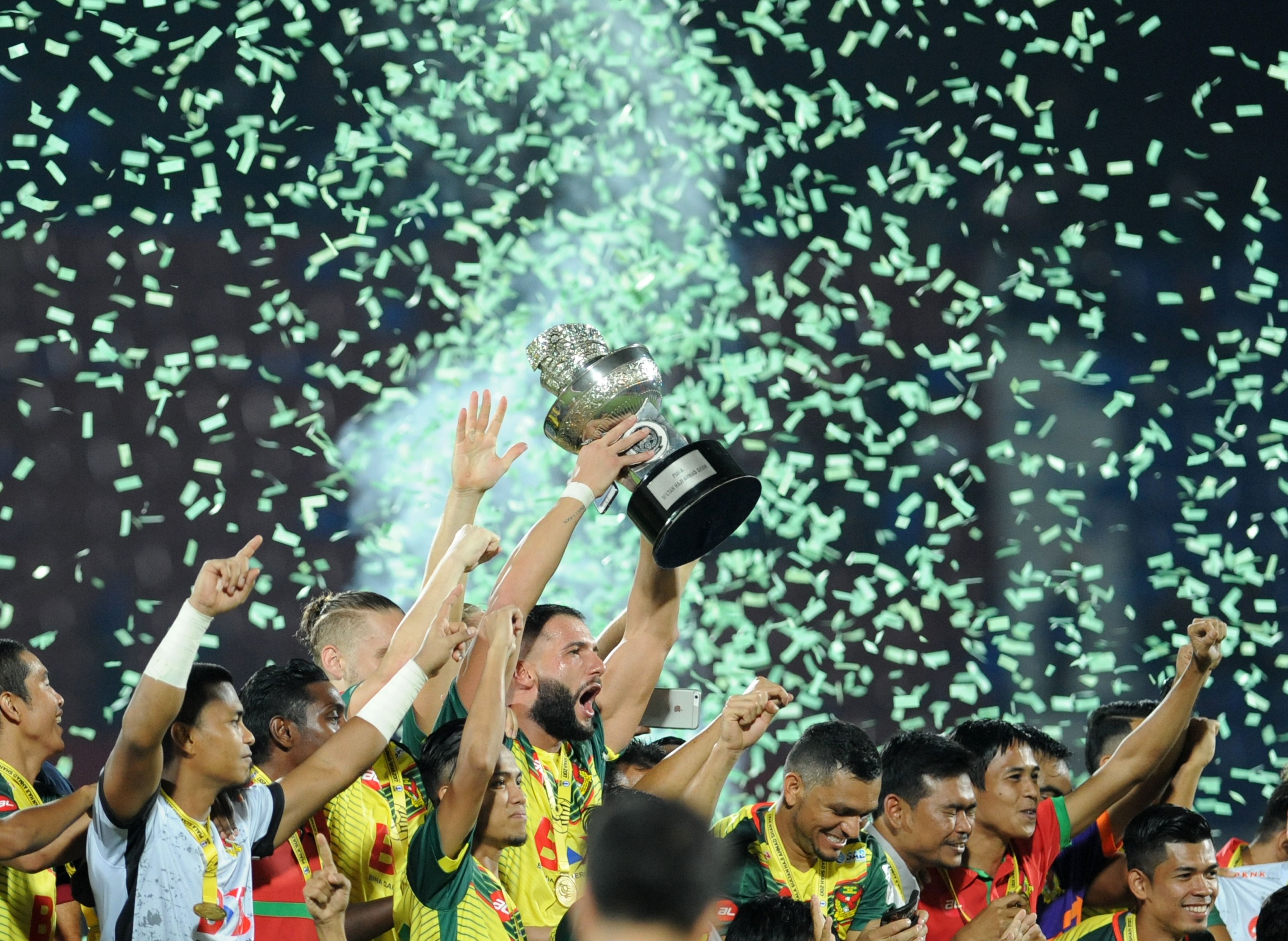 Kedah players celebrating their Sultan Haji Ahmad Shah Cup win over Johor Darul Ta'zim 20/1/2017