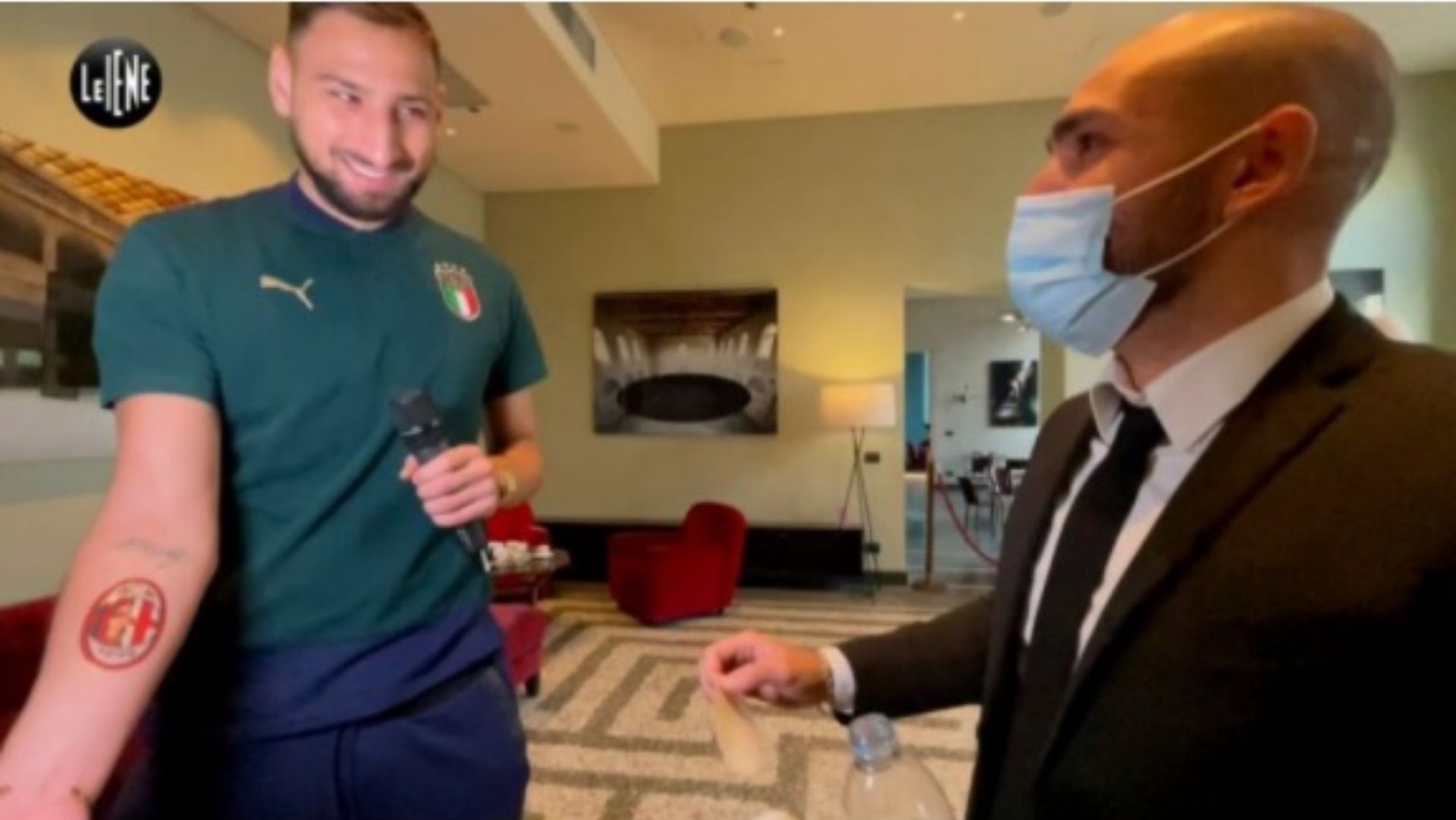 Donnarumma screen milan