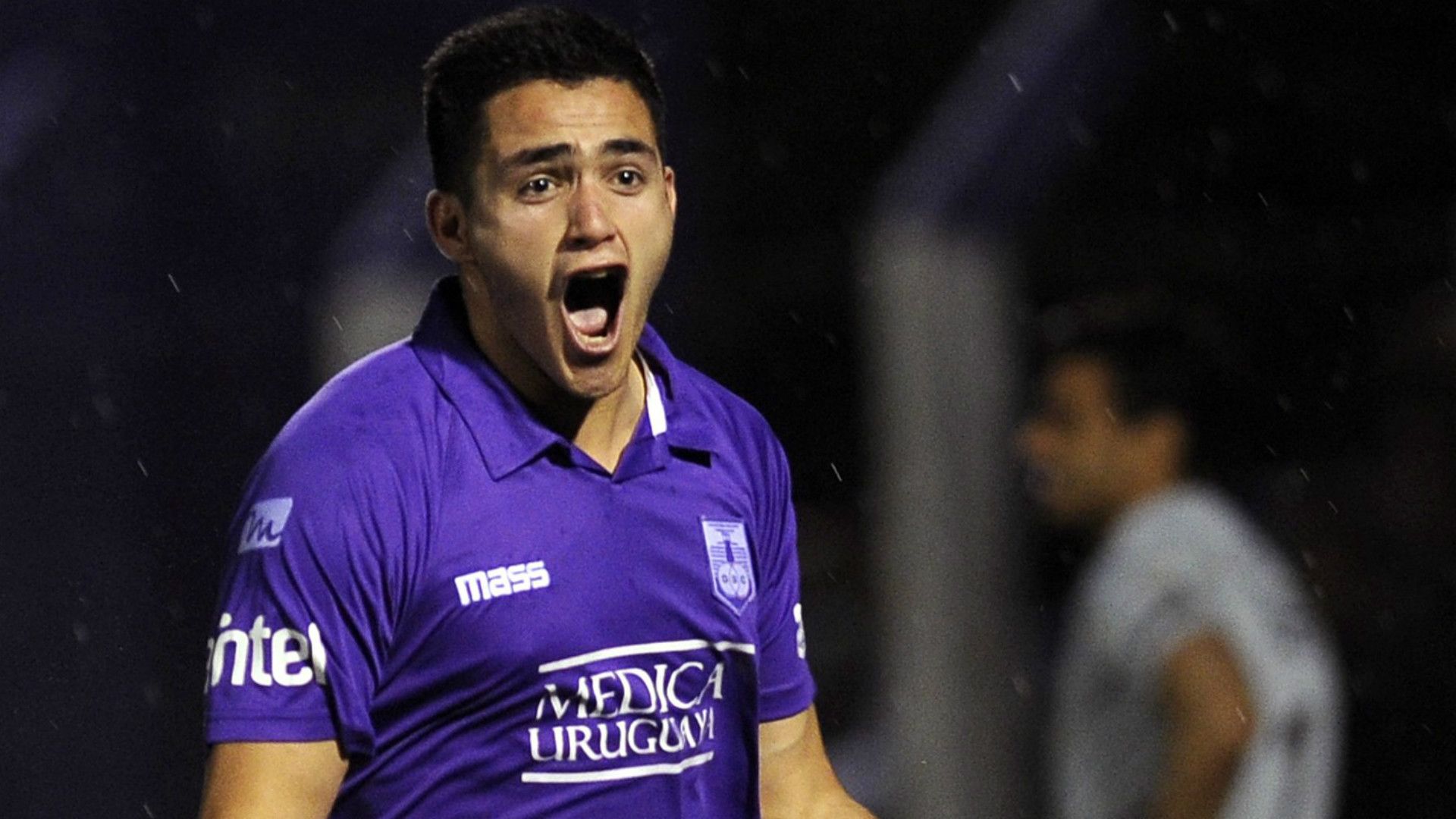 Maximiliano Gomez Defensor Sporting Lanus Copa Sudamericana 01102015