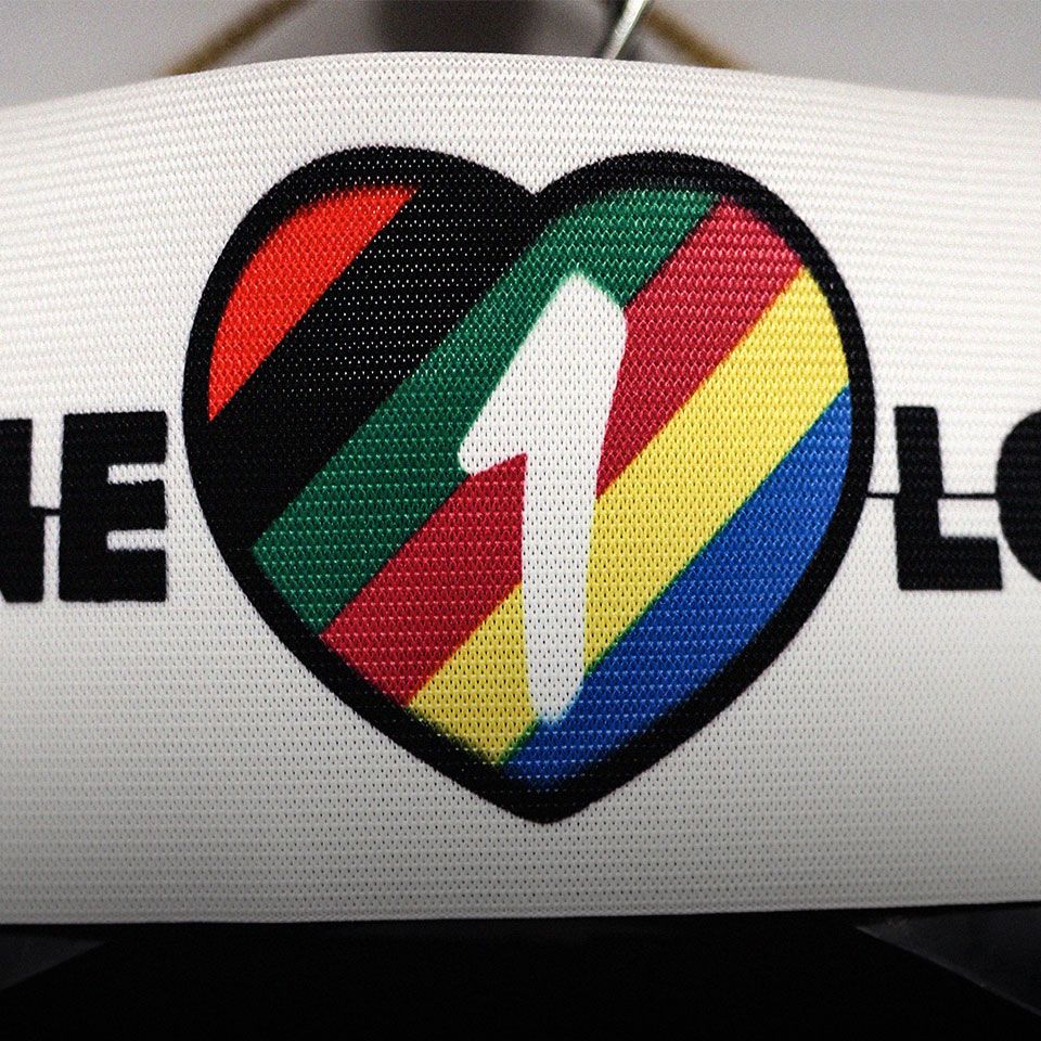 One Love Armband HIC 1:1