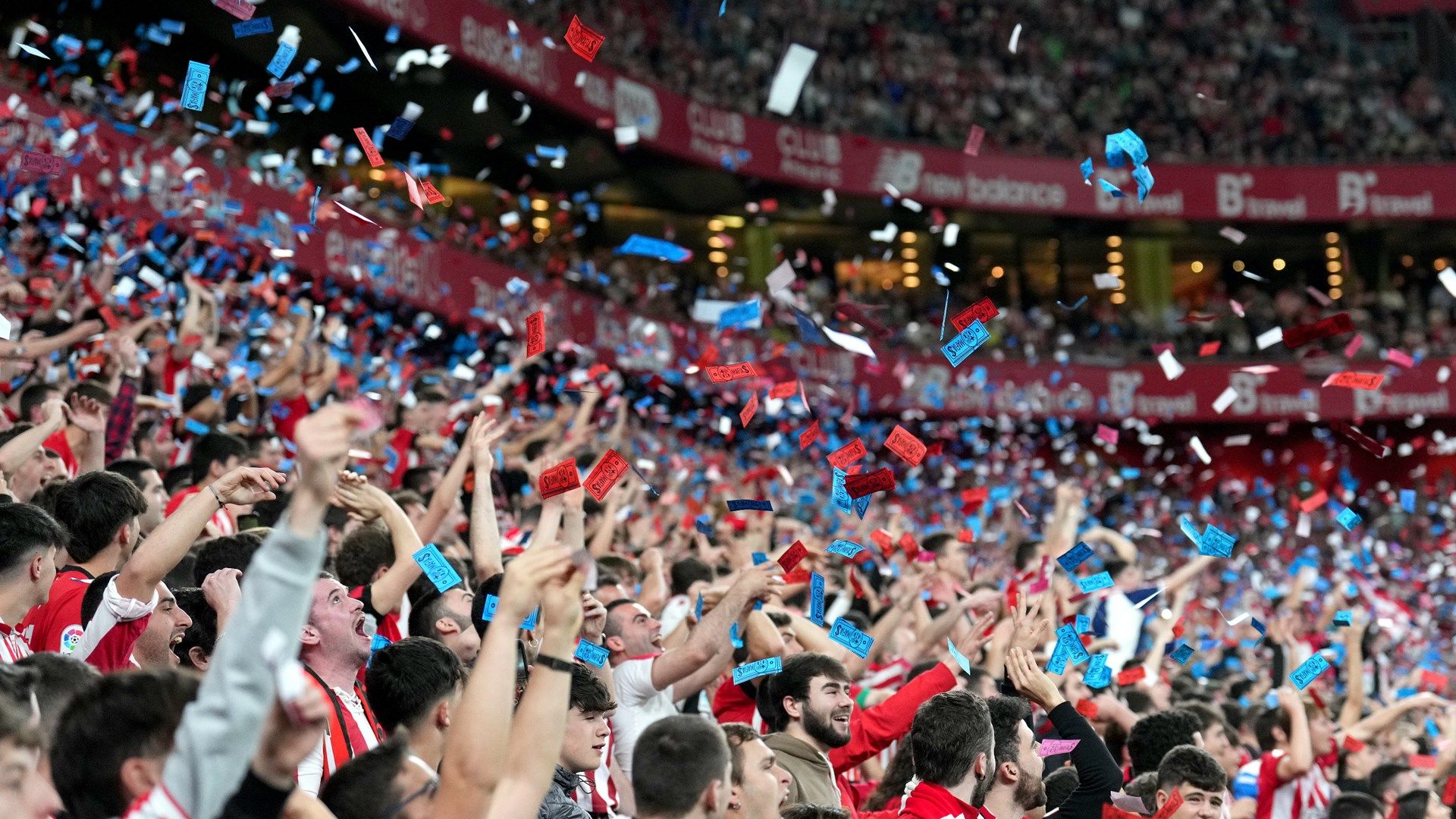 Barcelona-Athletic-Club-fans-Mafia-notes-Camp-Nou