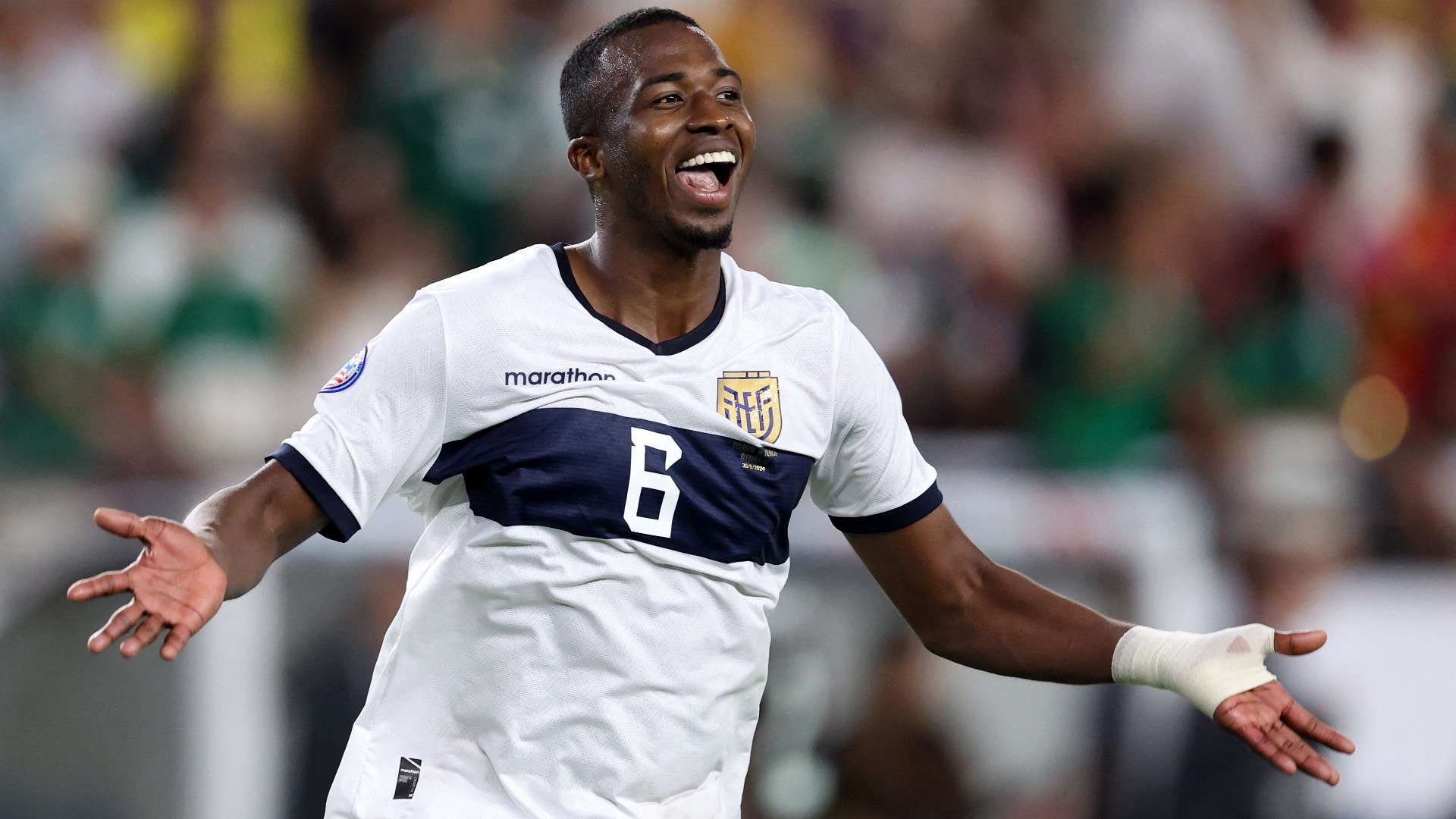 Ecuador's defender #06 Willian Pacho celebrates