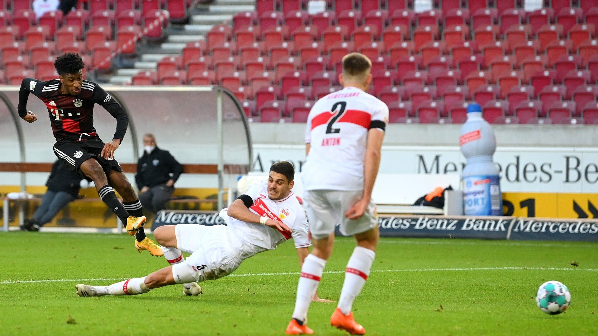 Kingsley Coman FC Bayern Stuttgart 1120