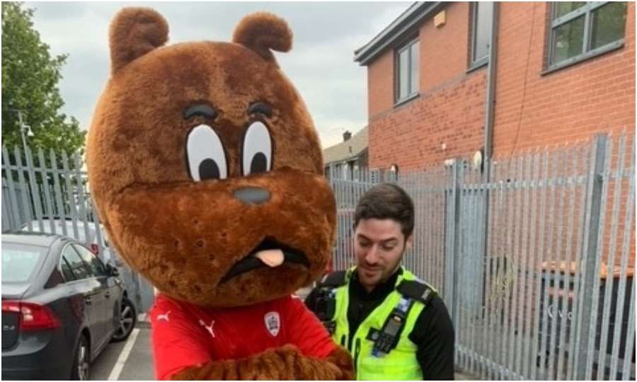 Barnsley mascott