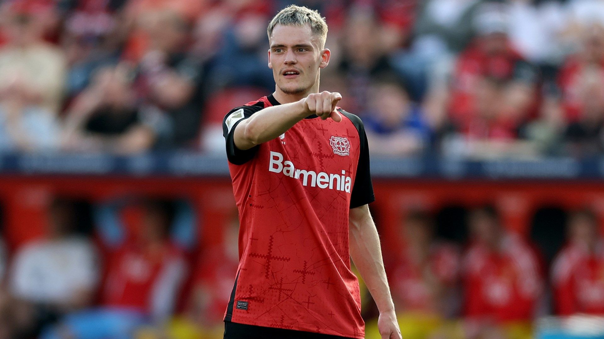 Florian Wirtz Bayer Leverkusen 2025