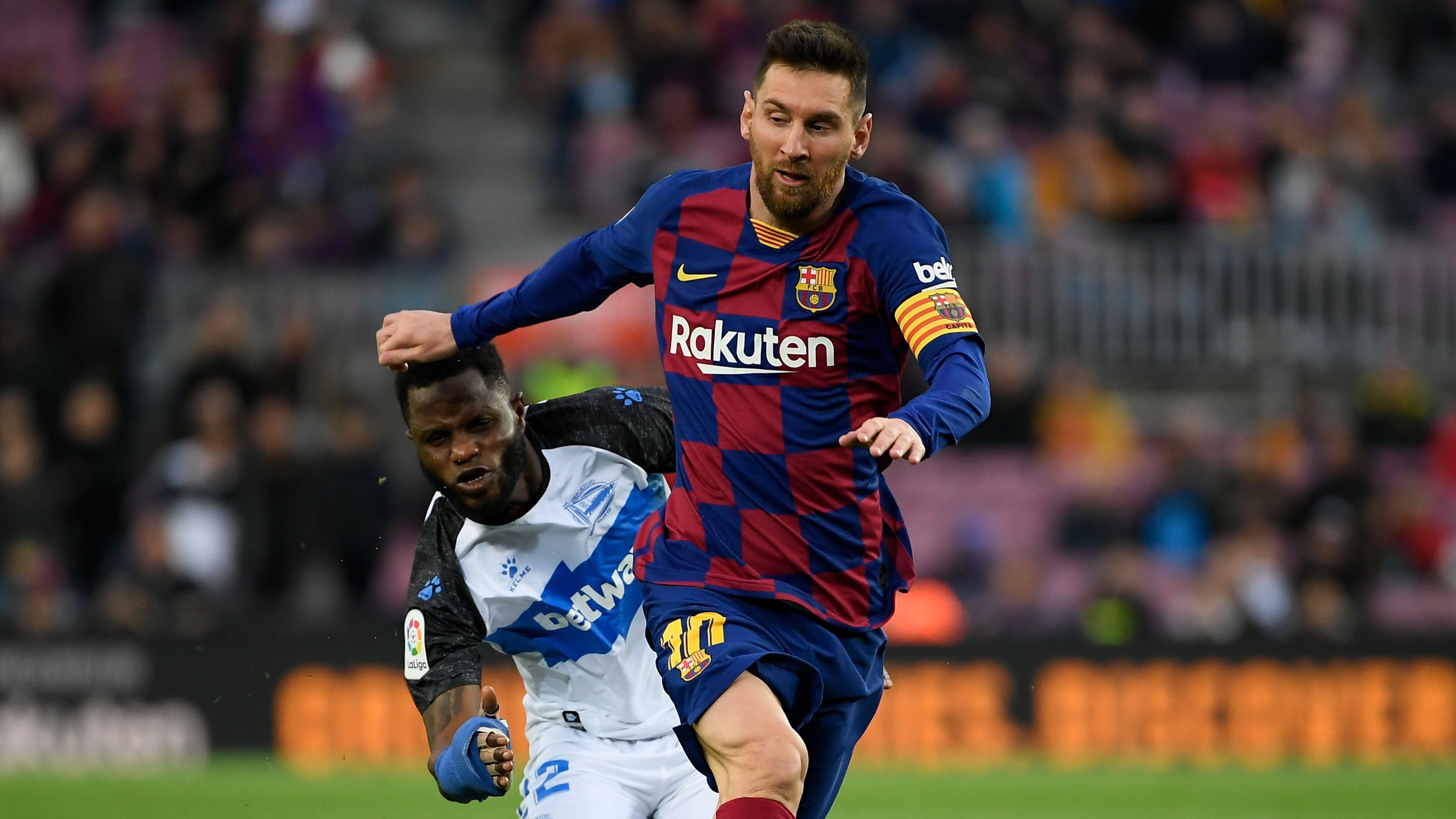 Lionel Messi Wakaso Mubarak Barcelona Alavés LaLiga 21122019