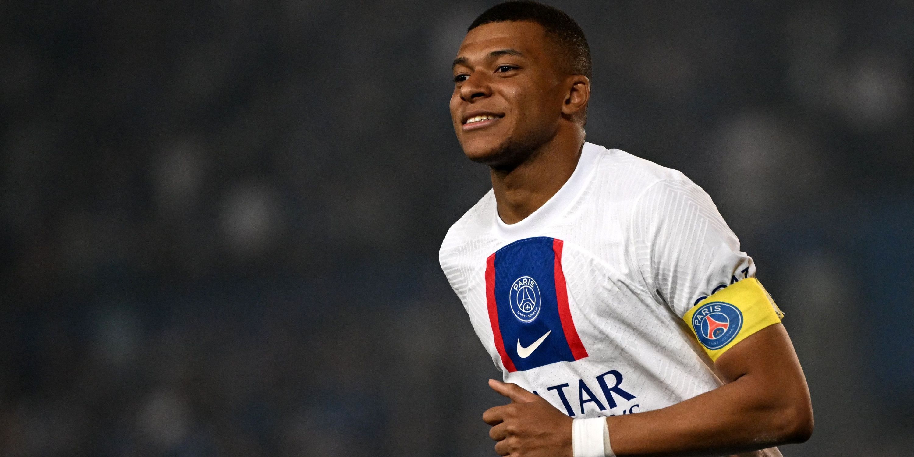 KYLIAN MBAPPE PSG 