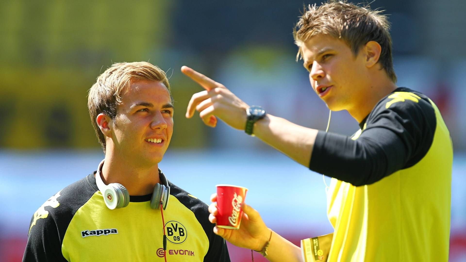 GER ONLY Mario Götze Mitchell Langerak Borussia Dortmund