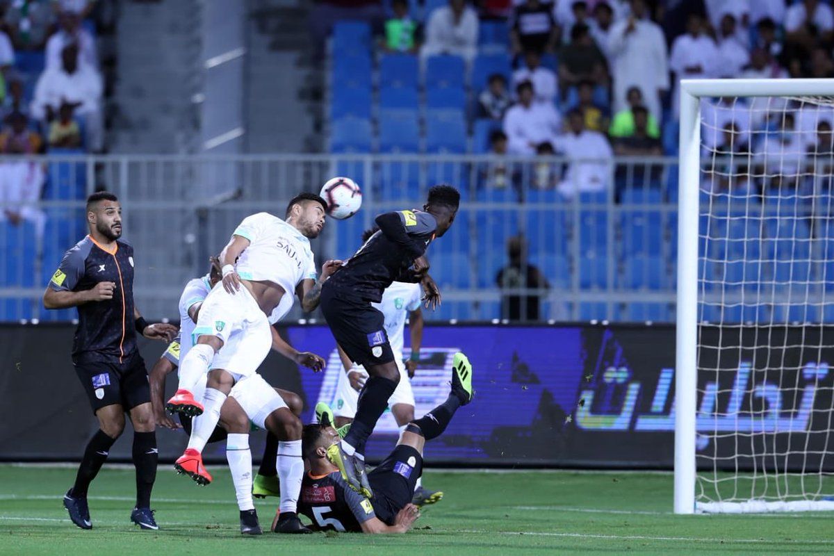 الأهلي - الشباب